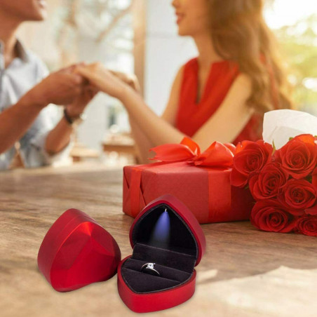 Diamond Ring Box RED LED Light Velvet Jewelry Gift Wedding Proposal Engagement