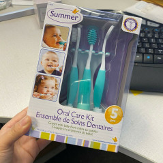 SUMMER INFANT ORAL CARE KIT BIRTH & UP TOOTHBRUSH SOFT BRISTLES ANGLED CARE