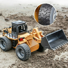 HUINA Remote Control Wheeled Front Loader 6 Channel 2.4Ghz RC Bulldozer Truck